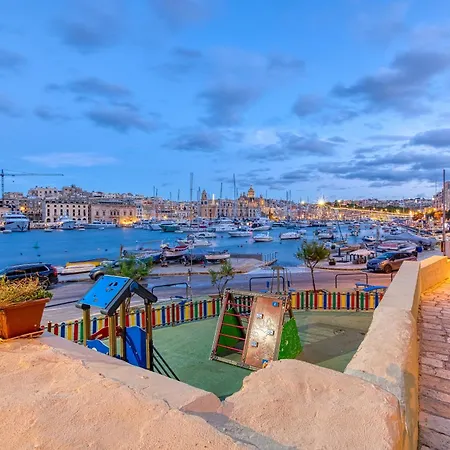 شقة Maltese Maisonette In Historic With Sea Views By 360 Estates سنجليا