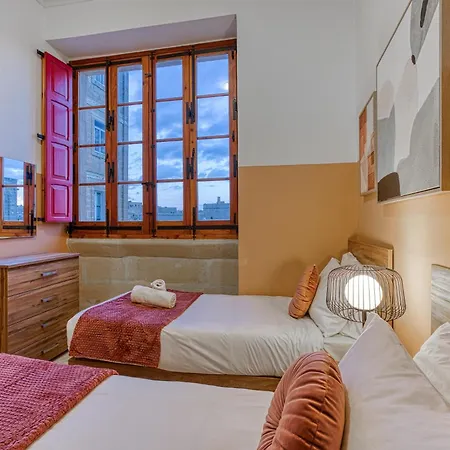 Maltese Maisonette In Historic With Sea Views By 360 Estates Apartment *