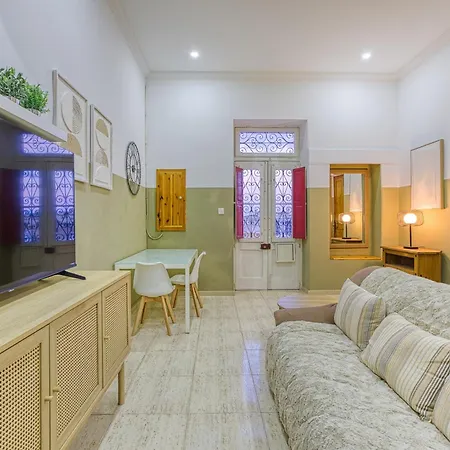 Apartment Maltese Maisonette In Historic With Sea Views By 360 Estates Senglea