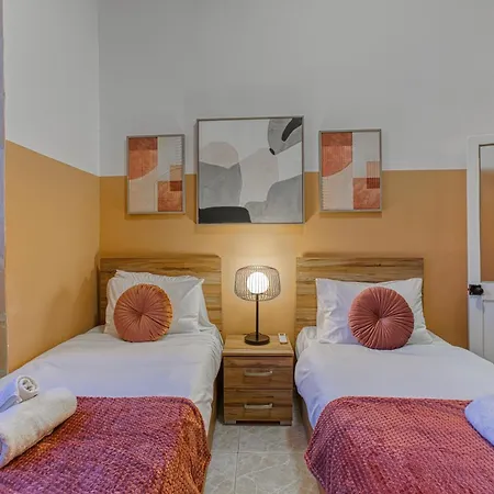 Maltese Maisonette In Historic With Sea Views By 360 Estates Apartment