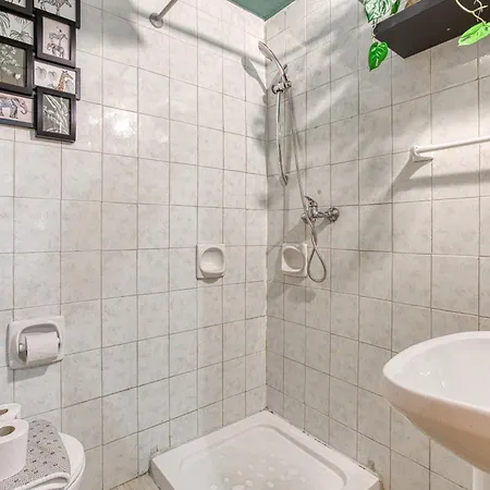 Apartment Maltese Maisonette In Historic With Sea Views By 360 Estates Senglea