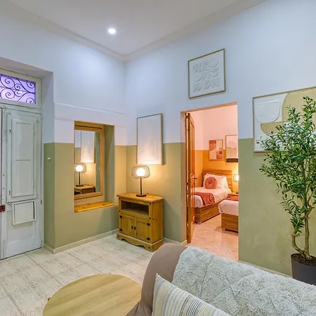 Maltese Maisonette In Historic With Sea Views By 360 Estates Appartement