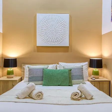 Apartamento Maltese Maisonette In Historic With Sea Views By 360 Estates *