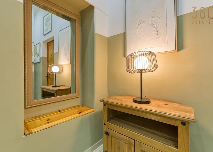 Maltese Maisonette In Historic With Sea Views By 360 Estates Senglea