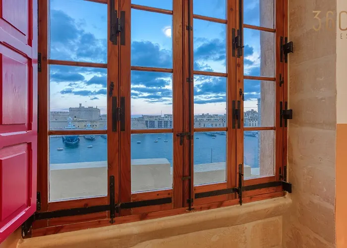 Lejlighed Maltese Maisonette In Historic With Sea Views By 360 Estates