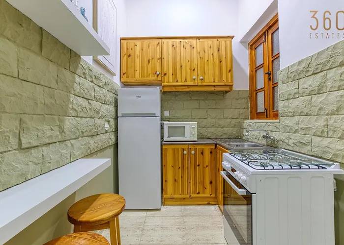 Maltese Maisonette In Historic With Sea Views By 360 Estates Lejlighed *