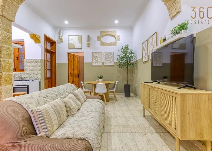 Lejlighed Maltese Maisonette In Historic With Sea Views By 360 Estates Senglea