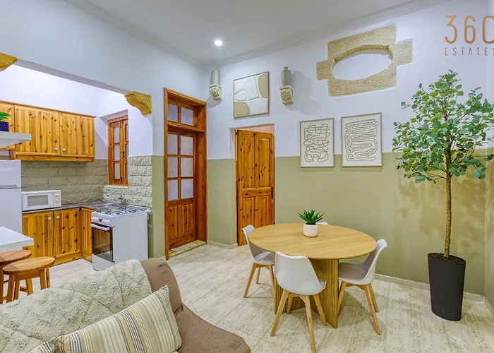 Lejlighed Maltese Maisonette In Historic With Sea Views By 360 Estates